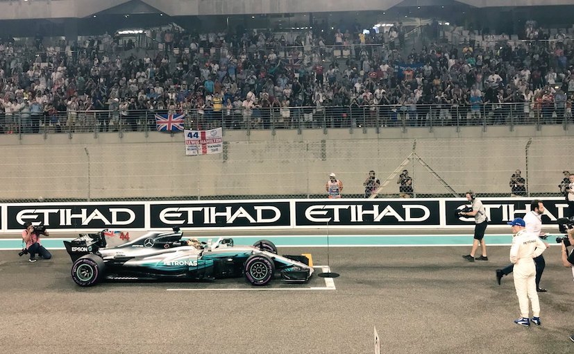 F1 2017: Bottas Beats Hamilton In The Final Pole At Abu Dhabi GP F1 2017: Bottas Beats Hamilton In The Final Pole At Abu Dhabi GP