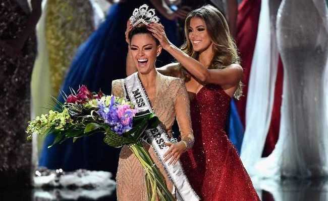 Miss Universe-2017 में भारत को झटका, दक्षिण अफ्रीका की डेमी-ले नेल-पीटर्स के सिर सजा ताज  