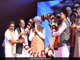 Congress "Clapped" When Hafiz Saeed Was Released, Says PM Modi Congress "Clapped" When Hafiz Saeed Was Released, Says PM Modi