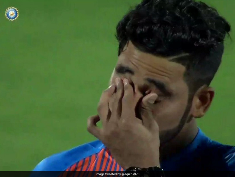 India vs New Zealand, 2nd T20I: Mohammed Siraj, On Debut, In Tears After National Anthem