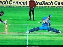 India vs New Zealand: MS Dhoni's Epic Split In 2nd T20I Leaves Twitter Awestruck India vs New Zealand: MS Dhoni's Epic Split In 2nd T20I Leaves Twitter Awestruck