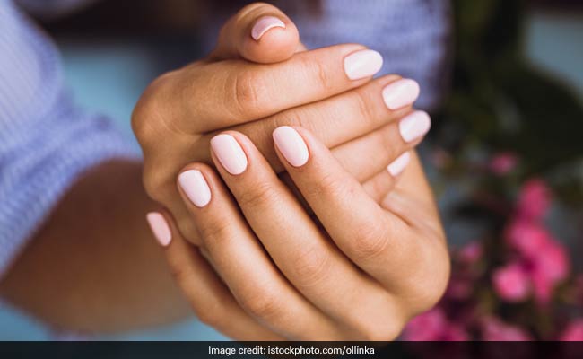 Iron Deficiency Symptoms: Do Not Miss This Sign Visible On Your Fingernails