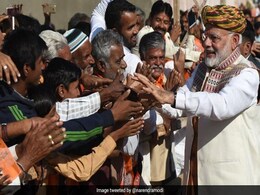 Surat, Never Low-Key, Is A Daunting Threat For The BJP This Election Surat, Never Low-Key, Is A Daunting Threat For The BJP This Election