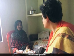 Hadiya 'Smiling And Safe', Says Women's Panel After Visiting Kerala Woman In 'Love Jihad' Case Hadiya 'Smiling And Safe', Says Women's Panel After Visiting Kerala Woman In 'Love Jihad' Case