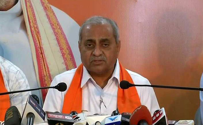 नाराज नितिन पटेल ने तोड़ी चुप्पी, बोले- बात विभागों की नहीं, मेरे आत्मसम्मान की है