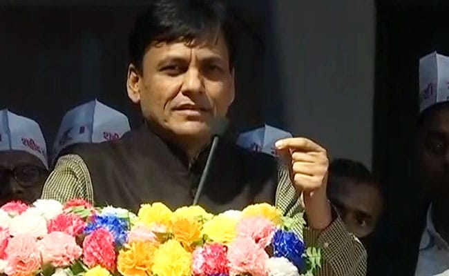 1,000 Foreigners In 6 Detention Centres In Assam: Nityanand Rai