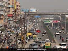 NGT Asks Authorities To Discourage Roadside Parking In Delhi