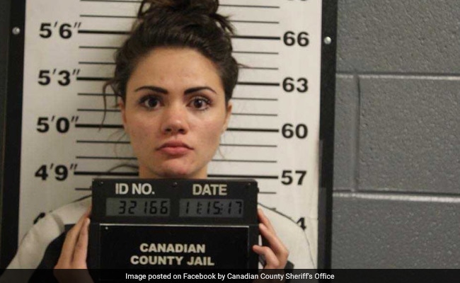 Sex Tchar - Teacher Arrested After She Waited To Have Sex With A Student In A  Candle-Lit Room, Authorities Say