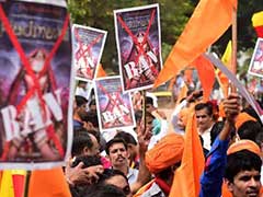 <i>Padmaavat</i> Row: Rajput Leader Who Wanted Deepika Padukone's Head Now Wants Peaceful Protests