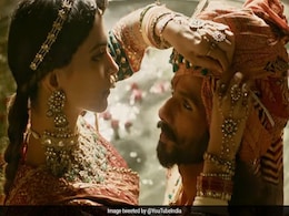 In Solidarity With <i>Padmavati</i>, Bengal Film Industry Plans 15-Minute Strike In Solidarity With <i>Padmavati</i>, Bengal Film Industry Plans 15-Minute Strike