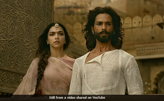 Rail Tracks Blocked In Mathura Against '<i>Padmaavat</i>' Release