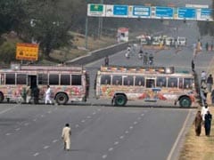 Pakistan Blocks Off Roads Into Islamabad As Blasphemy Law Supporters Stage Sit-In