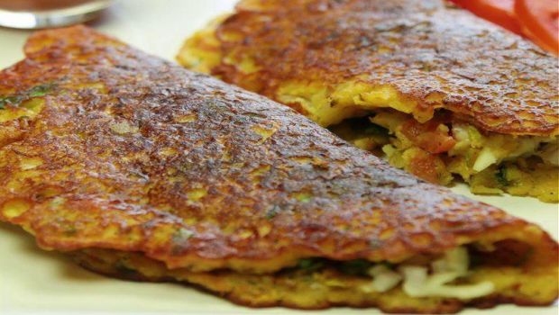 आज क्या बनाऊं? 15 मिनट में तैयार करें हेल्दी वेज ओट्स चीला, नोट करें रेसिपी