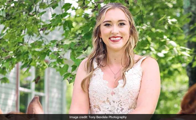 Horse Steals The Spotlight From Bride In Wedding Photoshoot. See How