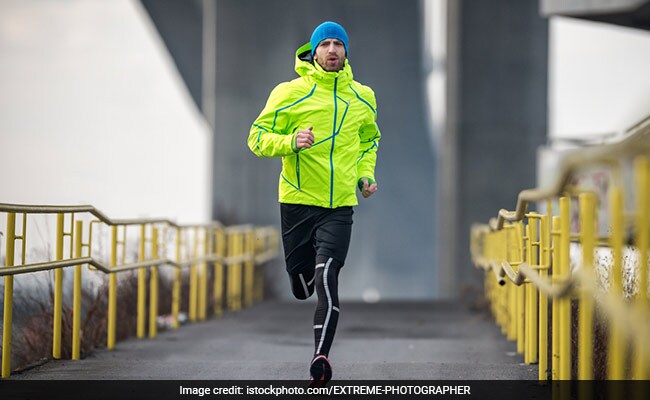 Tips And Tricks That Will Make Waking Up And Working Out On Winter Mornings Easier