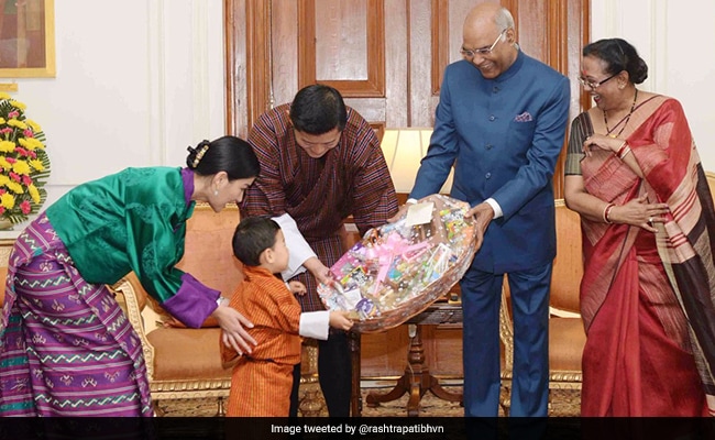 president-kovind-with-the-royal-family-of-bhutan_650x400_61509614998.jpg