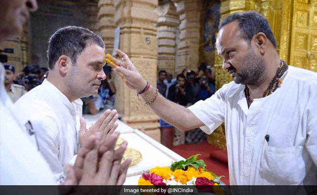 गुजरात चुनाव: सोमनाथ मंदिर में राहुल गांधी की एक गैर-हिंदू के रूप में एंट्री से विवाद गहराया