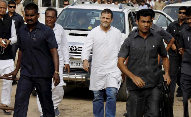 Cop Stopped Rahul Gandhi's SPG Security, Removed On Charge Of Being Drunk