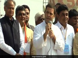 राहुल का PM मोदी पर 'शायराना' हमला, कहा- 'चेहरे पर शिकन, माथे पर पसीना, डरे-डरे से साहेब नजर आते हैं' राहुल का PM मोदी पर 'शायराना' हमला, कहा- 'चेहरे पर शिकन, माथे पर पसीना, डरे-डरे से साहेब नजर आते हैं'