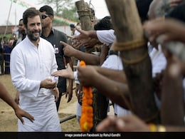 राहुल गांधी खींचने लगे हैं जनता का ध्यान, उनके अंदर आए ये 5 बदलाव राहुल गांधी खींचने लगे हैं जनता का ध्यान, उनके अंदर आए ये 5 बदलाव