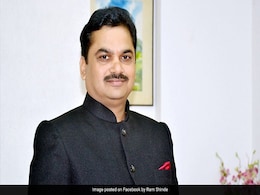 Video Of Maharashtra Minister Peeing On Roadside Goes Viral Video Of Maharashtra Minister Peeing On Roadside Goes Viral