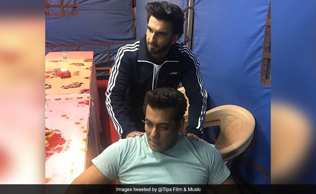 Why Ranveer Singh Gave Salman Khan A Shoulder Rub On Race 3 Sets