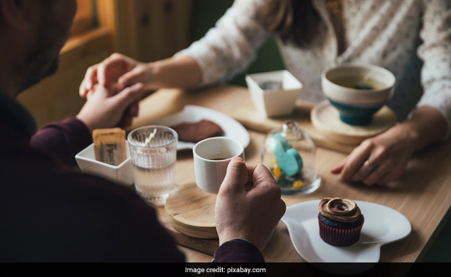 My Sister Keeps Dating Way Older Men. Is It A Daddy Thing?