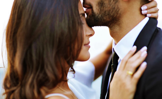 5 Intimate Activities That Bring Couples Closer