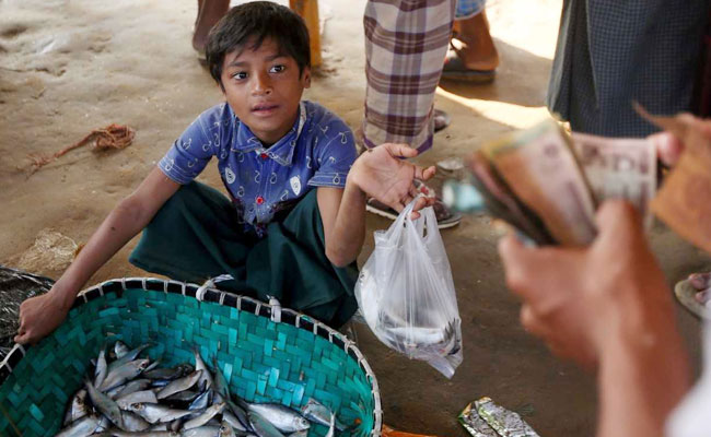 रोहिंग्याओं के मसले पर अमेरिका अब म्यांमार से करेगा 'सख्त' बातचीत