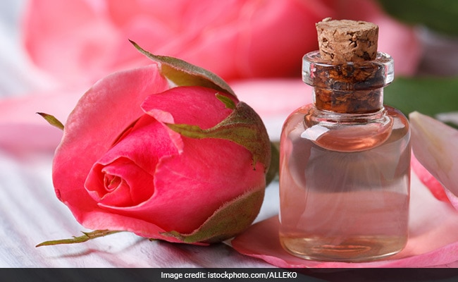 rose water acts as a natural astringent