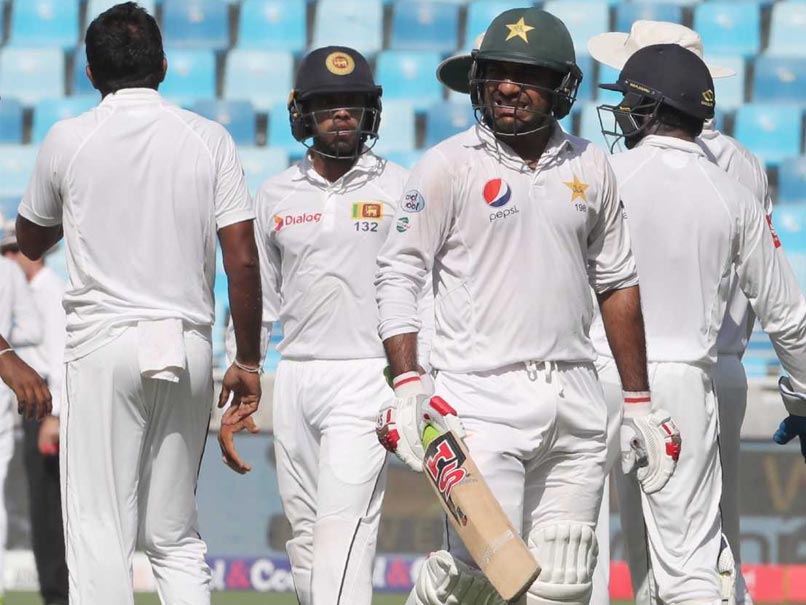 Pakistan Captain Sarfraz Ahmed Rubbishes Dinesh Chandimal's Witchcraft Claims