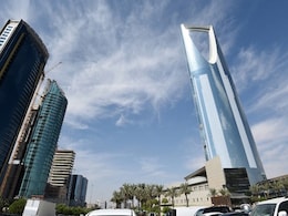 Saudi Economy Vulnerable As Corruption Probe Hits Business Old Guard Saudi Economy Vulnerable As Corruption Probe Hits Business Old Guard