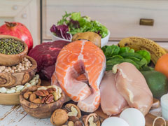 आपके शरीर में इन 5 पोषक तत्वों की कमी है सबसे आम, जान लें किस विटामिन के लिए क्या खाना चाहिए