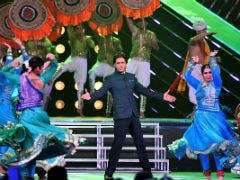 IFFI Day 1 Highlights: Shah Rukh Khan's Signature Move To A Joke About Smriti Irani