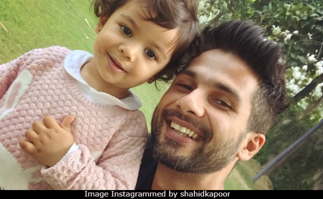 Like Father, Like Daughter. Misha Kapoor's Selfie With Dad Shahid Kapoor Is Going Viral