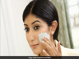 Expert Tips: इन 6 तरीकों से सर्दियों में मिलेगी जवां, खिलखिलाती और चमकदार स्किन Expert Tips: इन 6 तरीकों से सर्दियों में मिलेगी जवां, खिलखिलाती और चमकदार स्किन