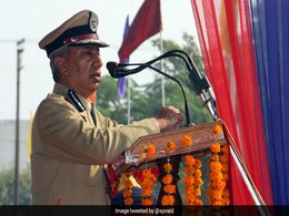 Police Chief Replaced Days After Kashmir Kidnappings, Terrorists' Release Police Chief Replaced Days After Kashmir Kidnappings, Terrorists' Release