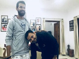 तेजस्वी के बर्थडे पर तेजप्रताप ने कहा- बड़ा भाई हूं, उसके सारे संकटों को हर लूंगा तेजस्वी के बर्थडे पर तेजप्रताप ने कहा- बड़ा भाई हूं, उसके सारे संकटों को हर लूंगा