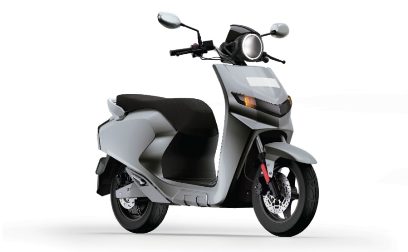 scooty licence age