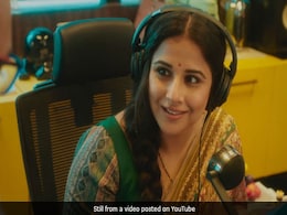 <i>Tumhari Sulu</i> Preview: Are You Ready For Vidya Balan's Late Night Radio Show? <i>Tumhari Sulu</i> Preview: Are You Ready For Vidya Balan's Late Night Radio Show?