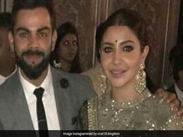 Viral Video: जहीर खान की रिसेप्शन पार्टी में पहुंचे विराट-अनुष्का, जमकर लगाए ठुमके Viral Video: जहीर खान की रिसेप्शन पार्टी में पहुंचे विराट-अनुष्का, जमकर लगाए ठुमके