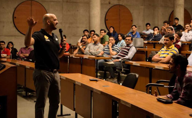 IIM Ahmedabad Hosts Former Indian Hockey Team Captain Viren Rasquinha