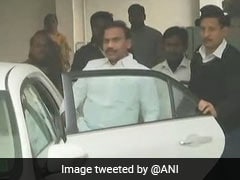 A Raja In Court For 2G Verdict, 500 DMK Men Crowd Outside: 10 Facts