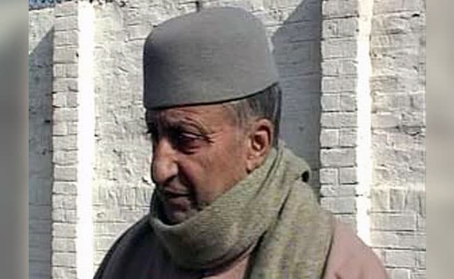 'Secret Meeting' With Centre's Interlocutor Splits Kashmiri Separatist Group