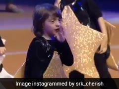 Viral Video: एनुअल डे पर पापा शाहरुख के गाने पर जमकर थिरके अबराम खान