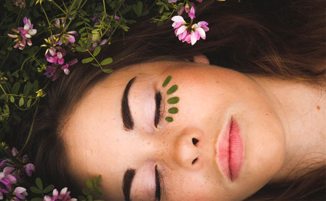 Admit It, You Definitely Thought These 5 Acne Myths Were True