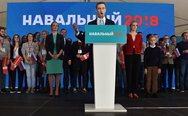 Vladimir Putin Opponent Alexei Navalny Launches Presidential Bid