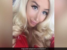 मौत को दावत दे रही है ये लड़की, डॉल दिखने के लिए कर रही हैं कुछ ऐसा मौत को दावत दे रही है ये लड़की, डॉल दिखने के लिए कर रही हैं कुछ ऐसा