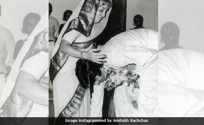 Amitabh Bachchan Recollects Moments Spent With 'Most Beautiful Mother' Teji Bachchan