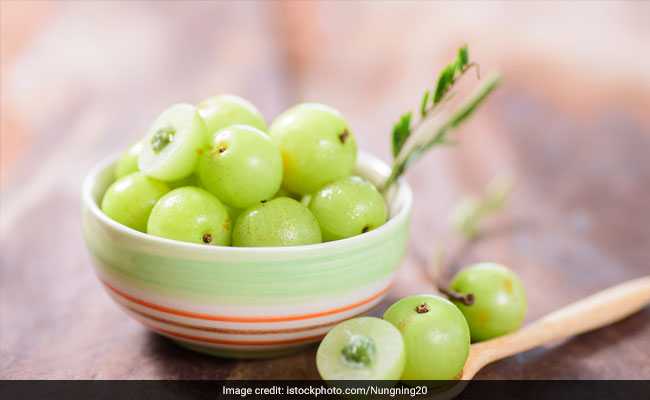 नए साल से आंवले को करें अपनी डाइट में शामिल, नहीं पड़ेगी डॉक्टर के पास जाने की जरूरत